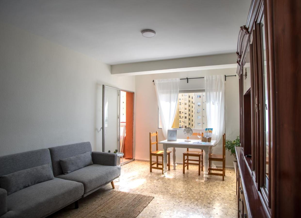 Delfin Playa Basic Ha Apartment Cádiz Eksteriør billede