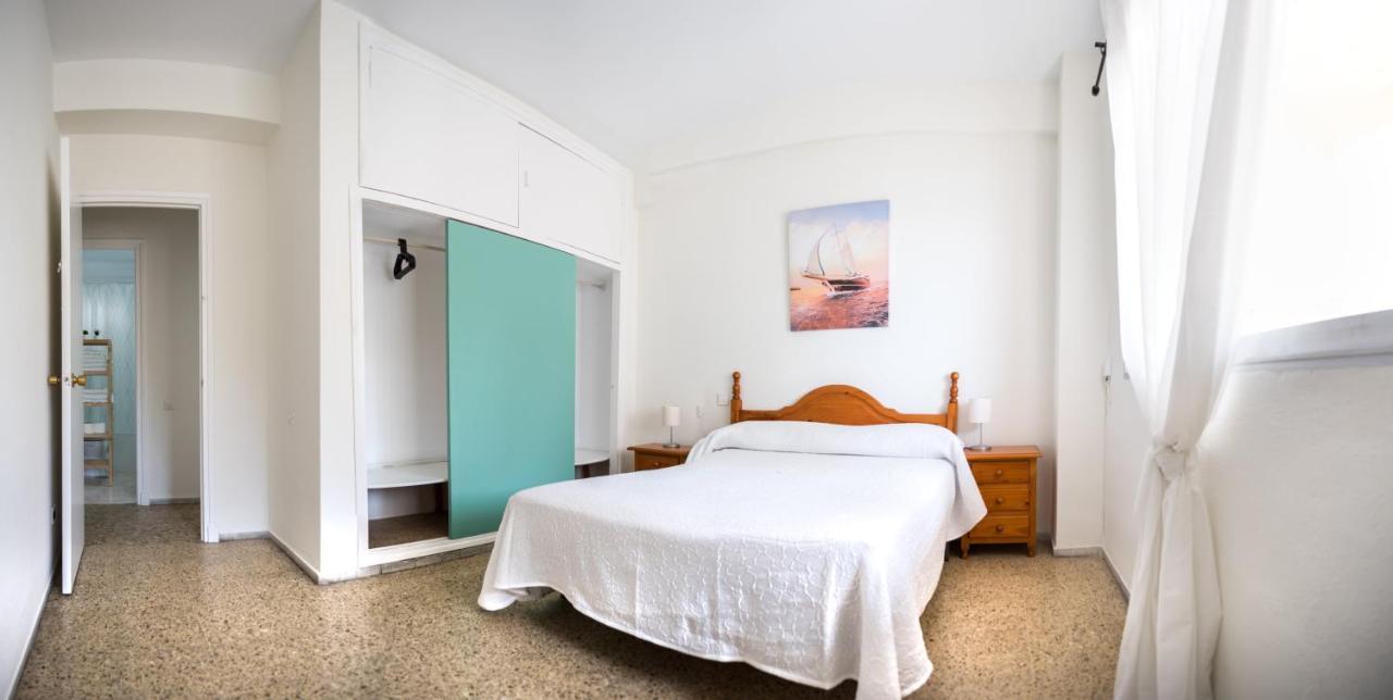 Delfin Playa Basic Ha Apartment Cádiz Eksteriør billede